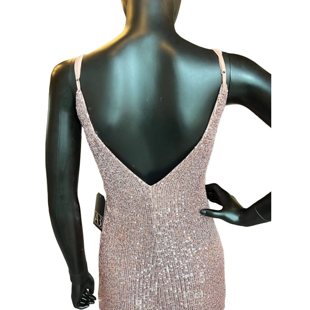 HOMECOMING - Peach Short Sequin V-Neck Mid-Length Dress - Picture 3 of 5